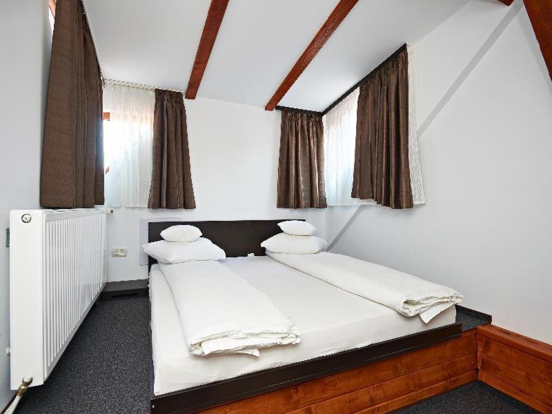 Residence Ambient Braşov Quarto foto